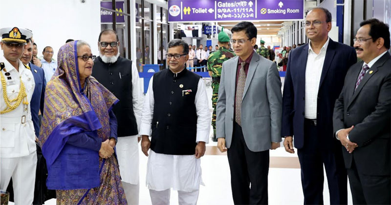 জেনেভায় রাষ্ট্রীয় সফর শেষে দেশে ফিরেছেন প্রধানমন্ত্রী