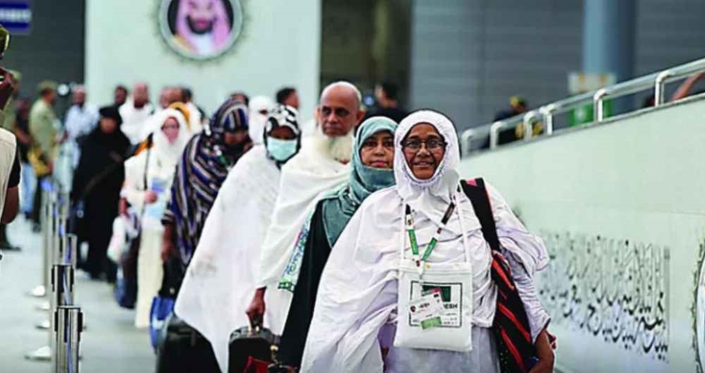 সৌদি পৌঁছেছেন ৫১ হাজার ৪৩২ হজযাত্রী