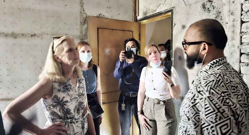 আয়নাঘর পরিদর্শন করলেন আরএফকের প্রধান কেরি কেনেডি