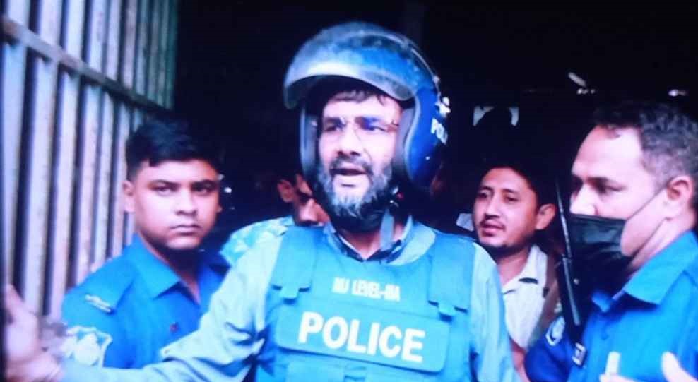 সাবেক এমপি সারোয়ার কবিরকে কারাগারে প্রেরণ