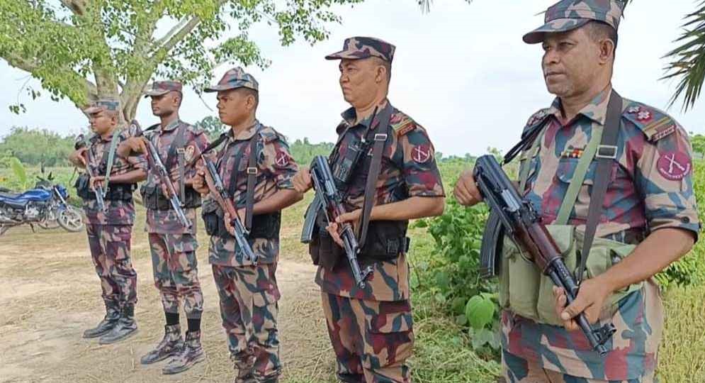 সীমান্তে ‘পুশইন’ ঠেকাতে বিজিবির টহল জোরদার