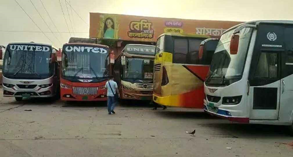 ঢাকা-ময়মনসিংহ রুটে বাস চলাচল অনির্দিষ্টকালের জন্য বন্ধ