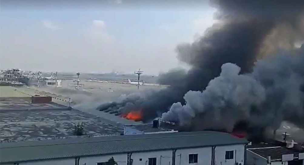 শাহজালাল বিমানবন্দরে বিমান ওঠানামা সাময়িক স্থগিত