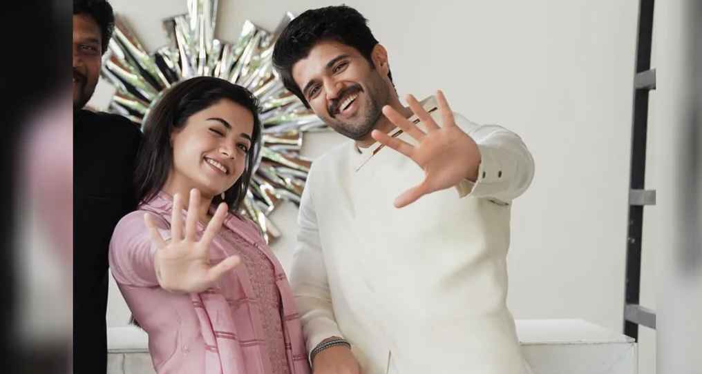 বিজয়ের সঙ্গে বাগদান হলো রাশমিকার, বিয়ে কবে