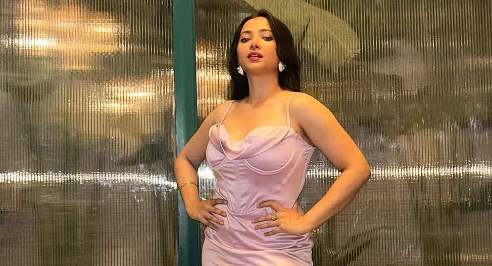 অনৈতিক কাজে হোটেল থেকে গ্রেপ্তার হন জনপ্রিয় অভিনেত্রী