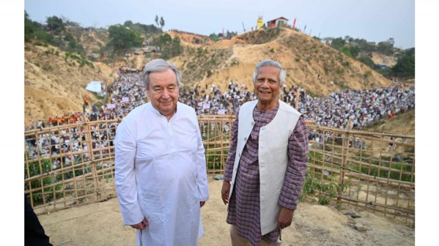 রোহিঙ্গাদের সঙ্গে ইফতার করলেন ড. ইউনূস ও গুতেরেস