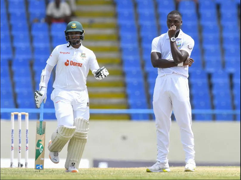 লিড এনে দিয়েই আউট সাকিব, খেলছেন সোহান
