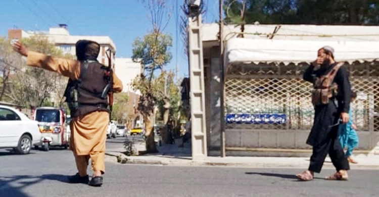 আফগানিস্তানে মসজিদে বিস্ফোরণ, ধর্মীয় নেতাসহ নিহত অন্তত ১৫