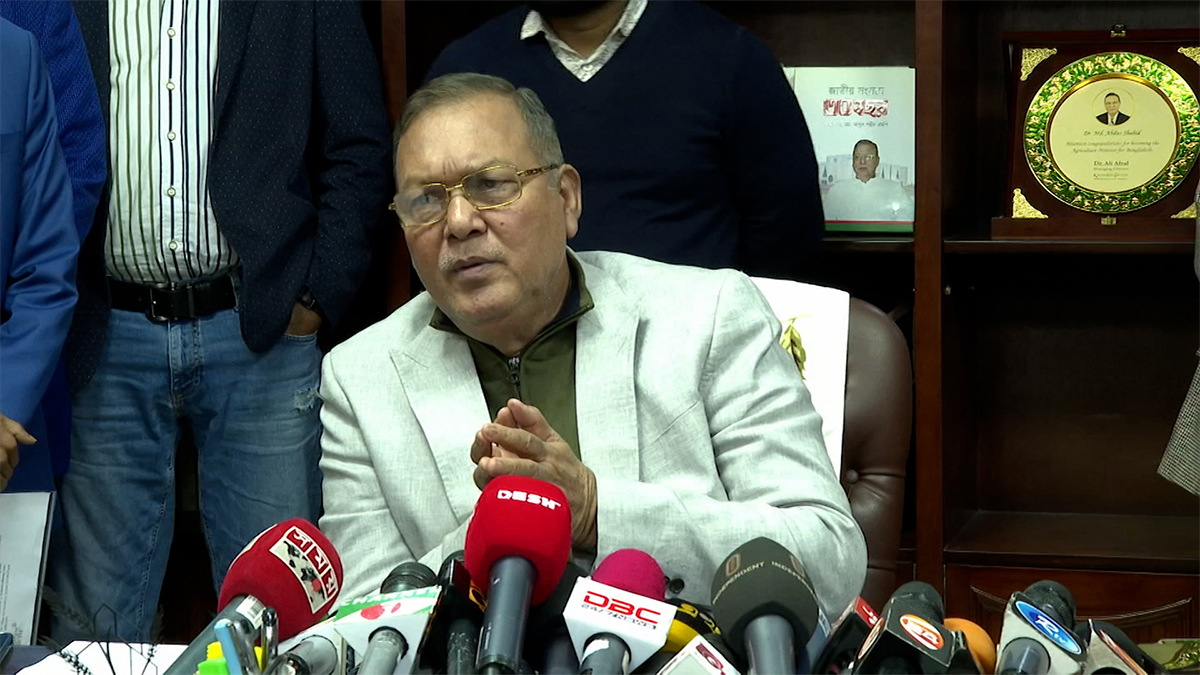 মুনাফার জন্য মানুষের কলিজায় চাকু মারা যাবে না: কৃষিমন্ত্রী
