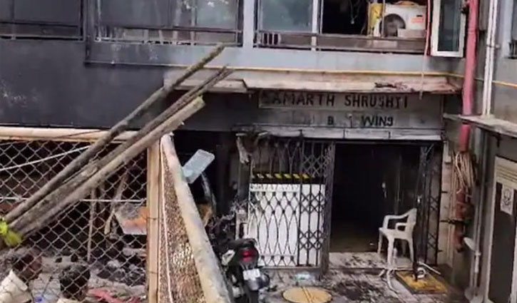 মুম্বাইয়ে বহুতল ভবনে অগ্নিকাণ্ডে ৬ জনের মৃত্যু