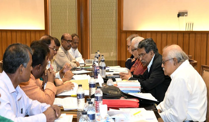 এই প্রথম সকলে মিলে রাষ্ট্র বিনির্মাণের সুযোগ তৈরি হয়েছে: আলী রীয়াজ