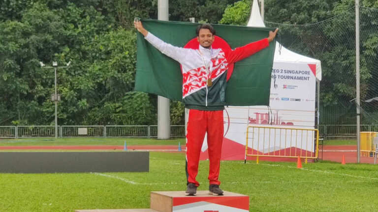 এশিয়া কাপ আর্চারিতে স্বর্ণ জিতলেন বাংলাদেশের আলিফ