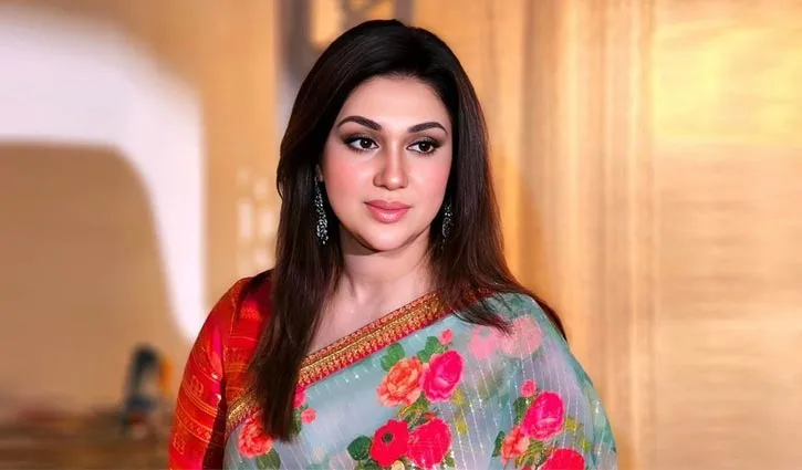 আদালতে জামিননামা দাখিল করলেন অপু বিশ্বাস