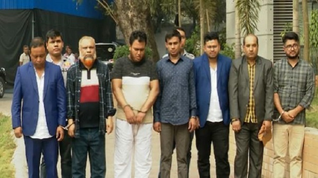 ভুয়া কাগজপত্র দেখিয়ে আমেরিকার ভিসার আবেদন, গ্রেফতার ৭