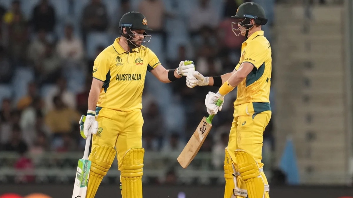 শ্রীলঙ্কাকে হারিয়ে আসরের প্রথম জয় অস্ট্রেলিয়ার