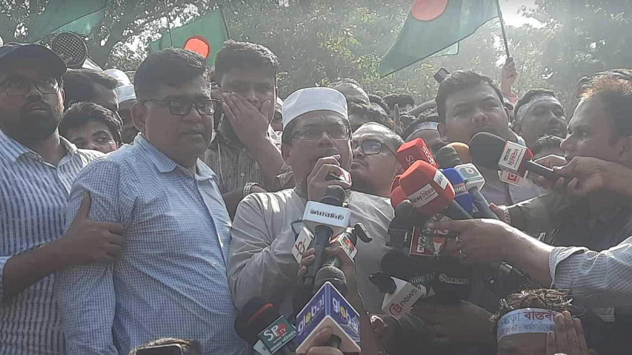 আমাদের বড় বিজয় হয়েছে, বুধবার থেকে শ্রেণিকক্ষে ফিরছি : আজিজী