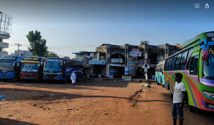 বন্ধ গণপরিবহন, দুর্ভোগে বাগেরহাটের মানুষ
