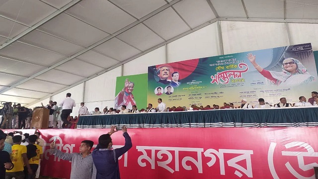 চরম বিশৃঙ্খলার উদাহরণ হয়ে থাকল ঢাকা উত্তর ও দক্ষিণ ছাত্রলীগের সম্মেলন