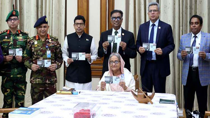 বঙ্গবন্ধুর স্বদেশ প্রত্যাবর্তন দিবসে ডাকটিকেট অবমুক্ত করলেন প্রধানমন্ত্রী
