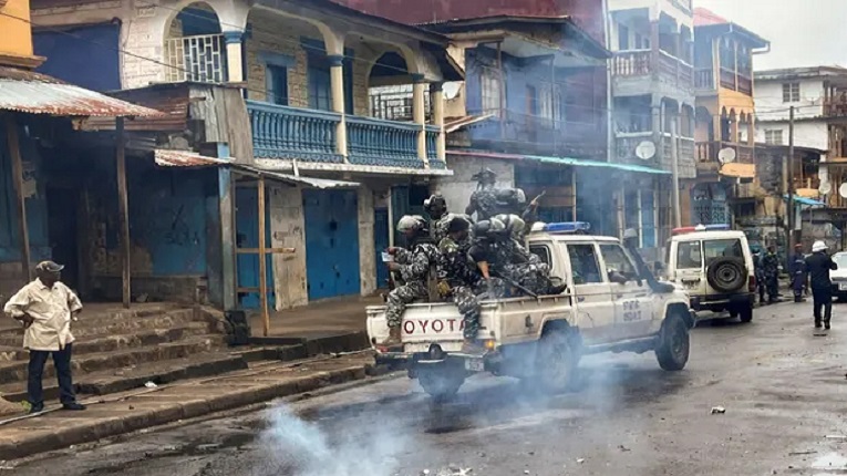 জ্বালানিসংকট-মূল্যবৃদ্ধির প্রতিবাদে সিয়েরা লিওনে সহিংসতা, নিহত ২৭