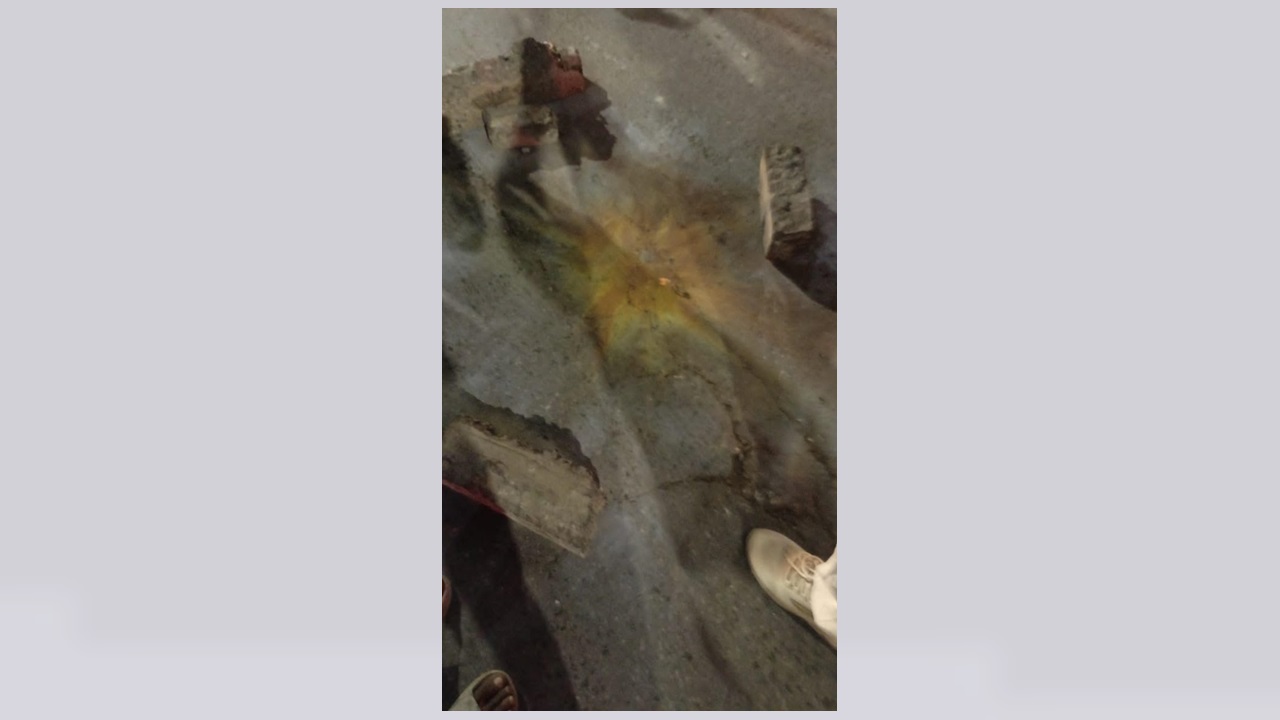 মিরপুরে মুক্ত বাংলার সামনে ককটেল বিস্ফোরণ