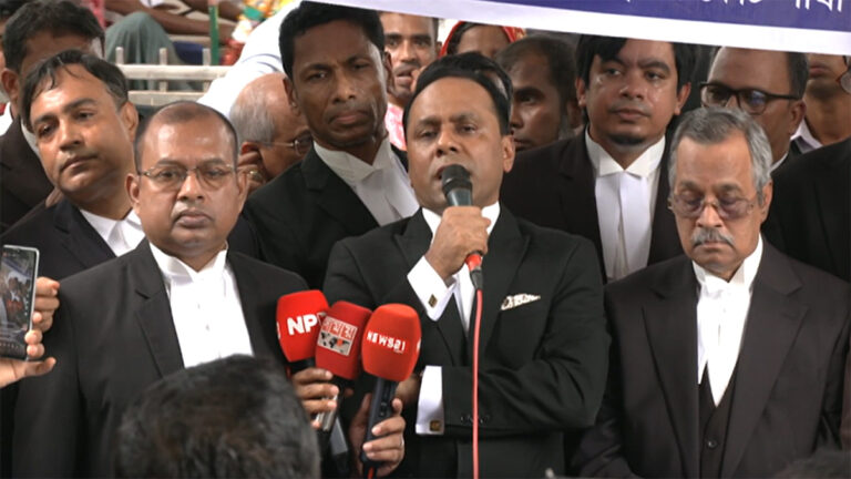 ‘বিচার বিভাগকে অস্থিতিশীল করতে খায়রুল হকের জামিন শুনানিতে হট্টগোল করা হয়েছে’