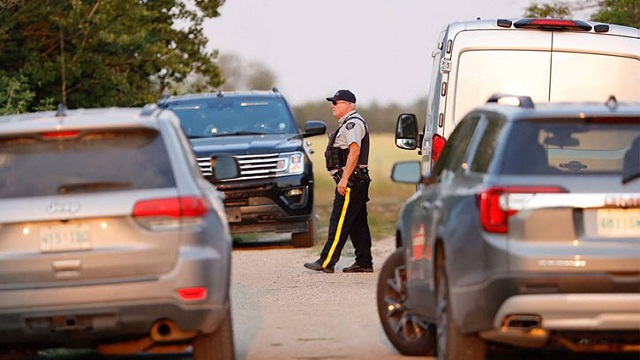 কানাডার ১৩ স্থানে ছুরি নিয়ে হামলা, নিহত ১০