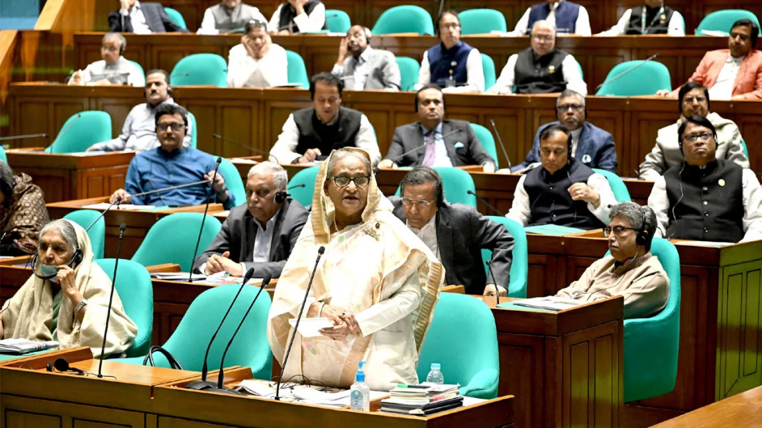 রাশিয়া-চীনসহ উন্নত দেশগুলো থেকে সমরাস্ত্র ক্রয় চলমান রয়েছে: প্রধানমন্ত্রী