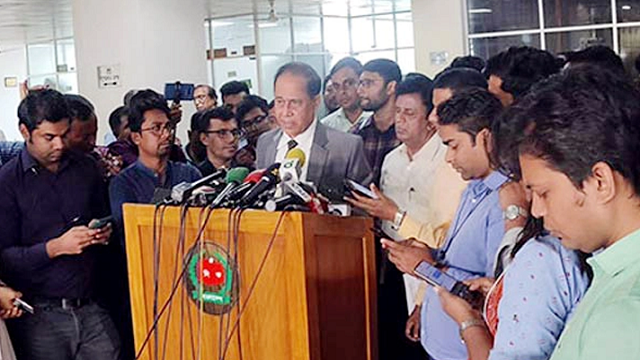 গাইবান্ধায় ভোট বন্ধের সিদ্ধান্তে ইসির পাশে সাবেকরা