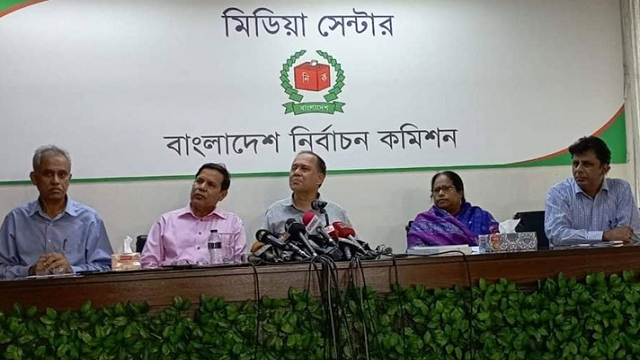 ভোট বন্ধের সিদ্ধান্ত হঠকারিতা নয়: সিইসি