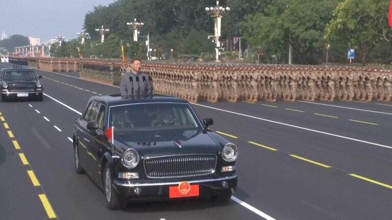 ২য় বিশ্বযুদ্ধ জয়ের ৮০ বছরপূর্তি উপলক্ষ্যে জমকালো কুচকাওয়াজ আয়োজিত চীনে