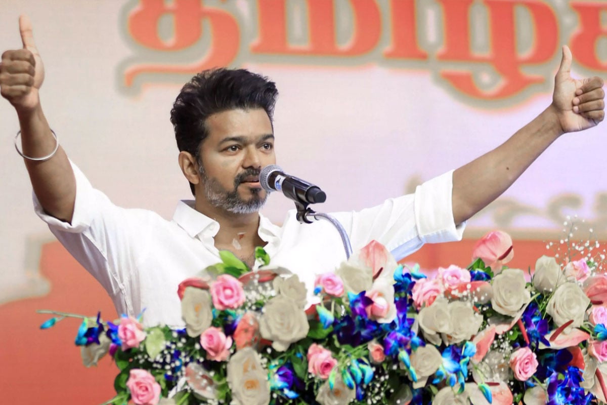 ফ্যাসিবাদের বিরুদ্ধে যুদ্ধ ঘোষণাকারী থালাপতি বিজয়ের বিরুদ্ধে মামলা