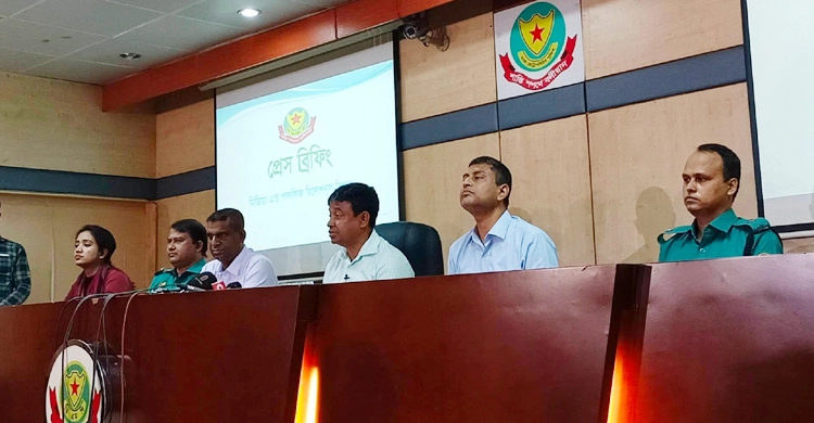 অবৈধভাবে ডলার মজুত করলে ব্যবস্থা: ডিবি