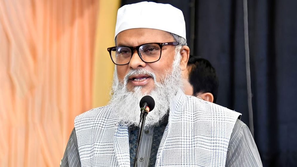 রাজনীতি ও সমাজ ব্যবস্থাপনায় ধর্মকে যুক্ত করতে চাই: ধর্ম উপদেষ্টা