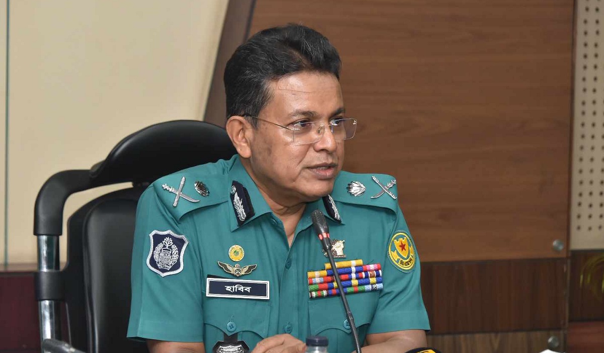 ভোটারদের বাধা দেয়া হলে কঠোর ব্যবস্থা: ডিএমপি কমিশনার