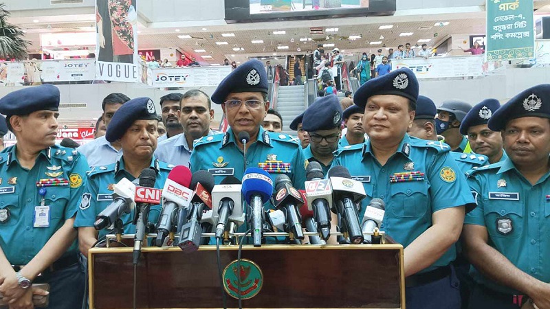 রাজধানীতে কেএনএফের নাশকতার ঝুঁকি নেই, ঈদগাহে পাঁচ স্তরের নিরাপত্তা: ডিএমপি কমিশনার