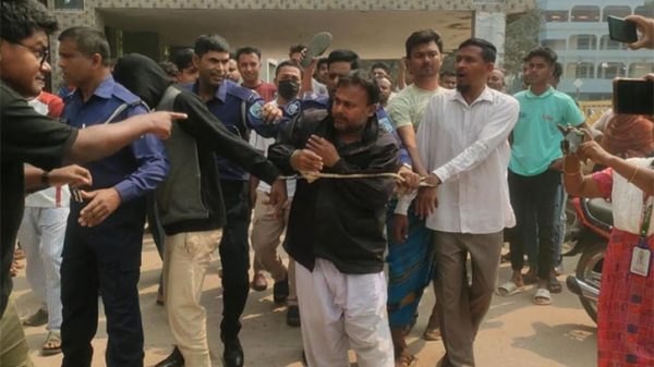 E178e2f6fc8d716b66e6be765df732a0fe0c501019bf0811956886075678e09e.0