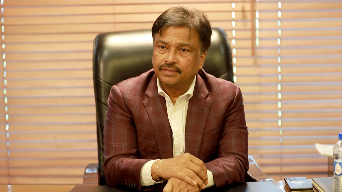 বিসিবির সভাপতির পদ থেকে অপসারণ চ্যালেঞ্জ করে ফারুকের রিট