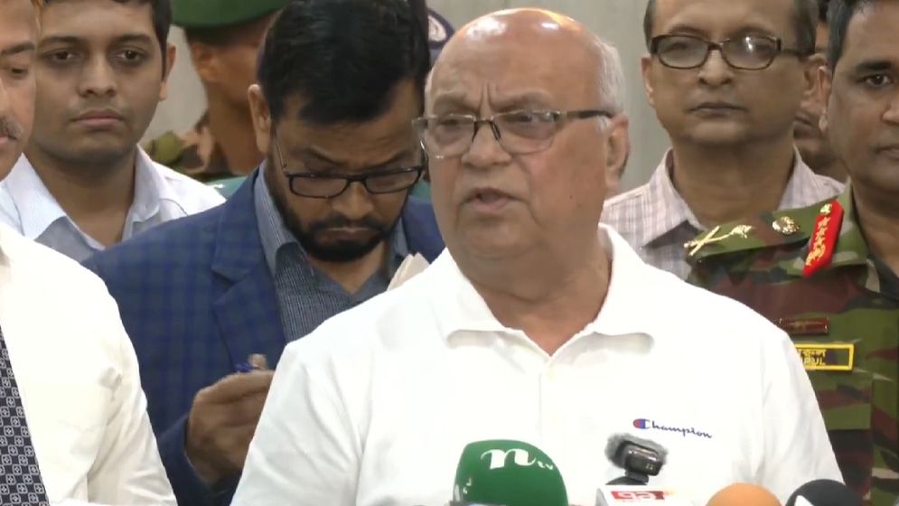 অগ্নিকাণ্ডের কিছু ঘটনার প্রকৃত তদন্তে কারিগরি ঘাটতি আছে: দুর্যোগ উপদেষ্টা