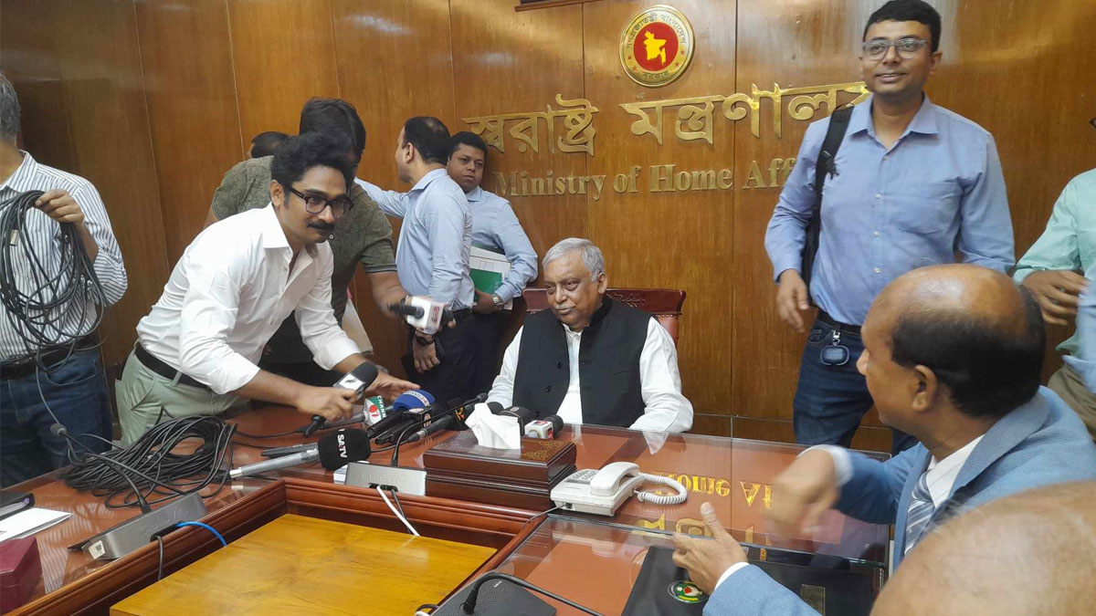 ‘বাংলাদেশে সহিংসতা মুক্ত নির্বাচন দেখতে চায় যুক্তরাষ্ট্র’