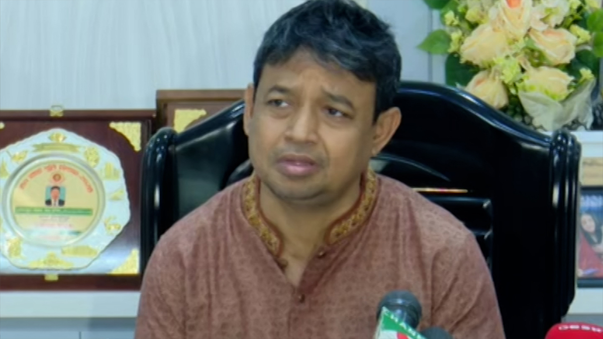 ডিসকাউন্টে এয়ার টিকিট বিক্রয় চক্রের ৩ সদস্য গ্রেফতার