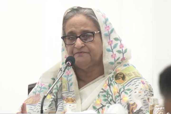 অগ্নিসন্ত্রাসের বিরুদ্ধে জনগণকে রুখে দাঁড়াতে হবে : প্রধানমন্ত্রী