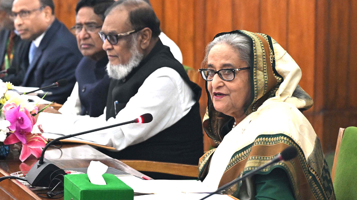 ঈদের ছুটি বাড়ছে এক দিন