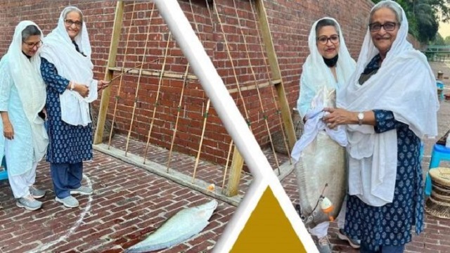 বড়শিতে বড় চিতল ধরলেন প্রধানমন্ত্রী