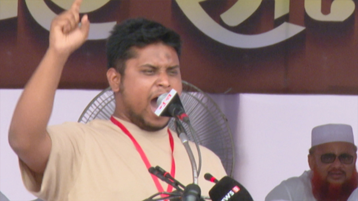 এবার সাংবাদিকদের ওপর ক্ষোভ ঝাড়লেন হাসনাত আবদুল্লাহ