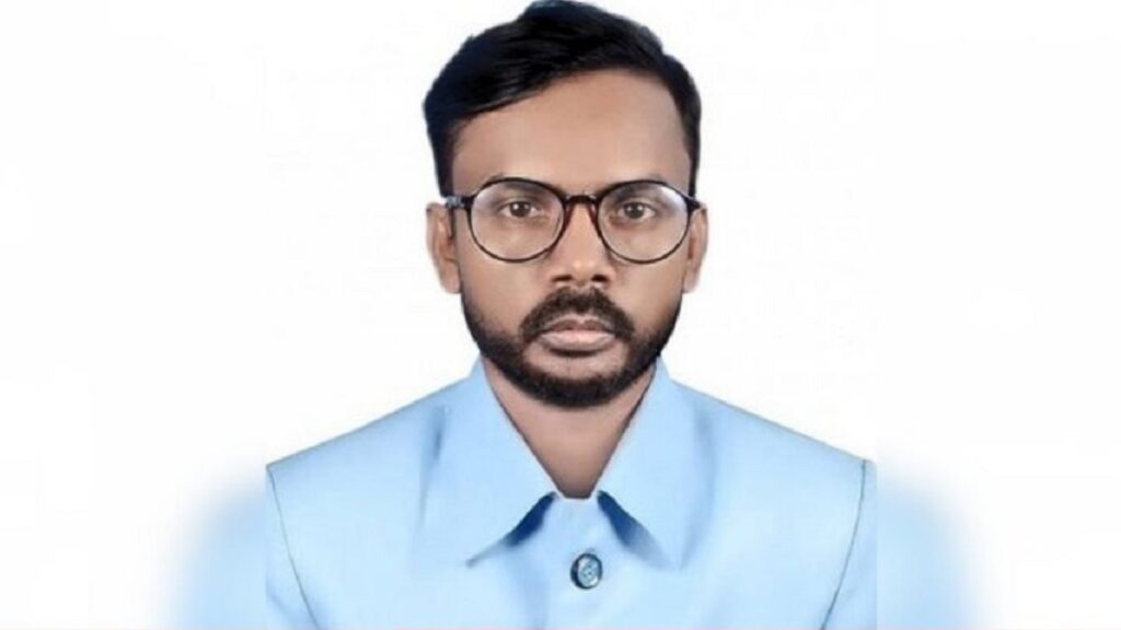 ভোটের মাঠে নিরাপত্তা পেতে পুলিশ সুপারের কার্যালয়ে হিরো আলম