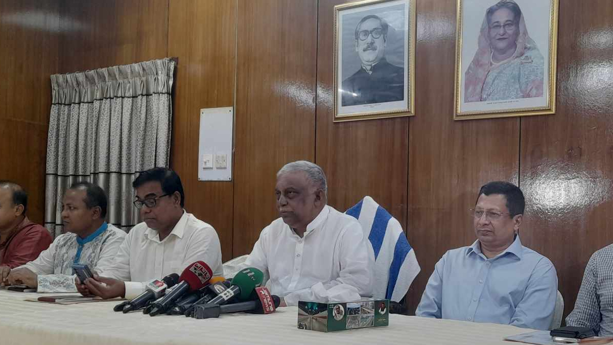 কারফিউ সম্পূর্ণ তুলে নেয়ার বিষয়ে আপাতত ভাবছে না সরকার: স্বরাষ্ট্রমন্ত্রী