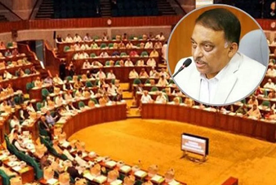 প্রয়োজনের তুলনায় রাজধানীতে ১৬ শতাংশ রাস্তা কম : সংসদে স্বরাষ্ট্রমন্ত্রী
