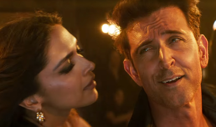 ফাইটার: গানে নজর কাড়লেন হৃতিক-দীপিকা