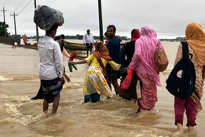 বন্যায় মৃত্যু বেড়ে ১১৬
